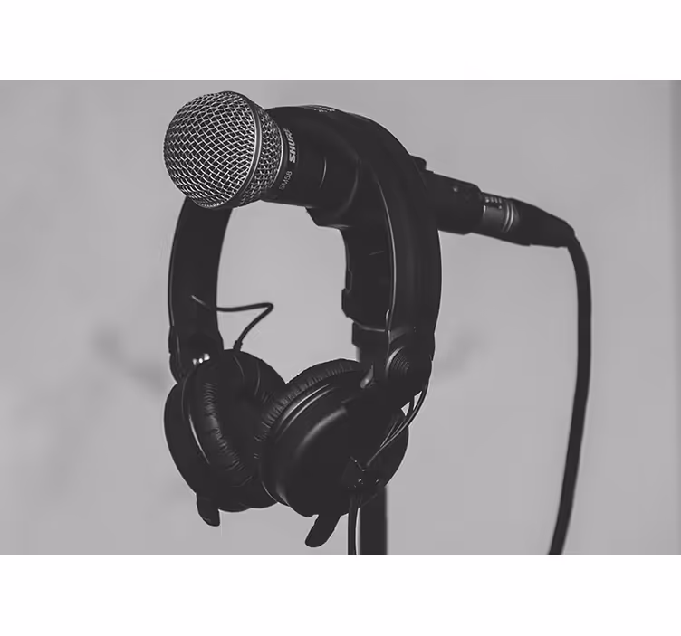 Cortina roller gris micrófono y auriculares - TenVinilo
