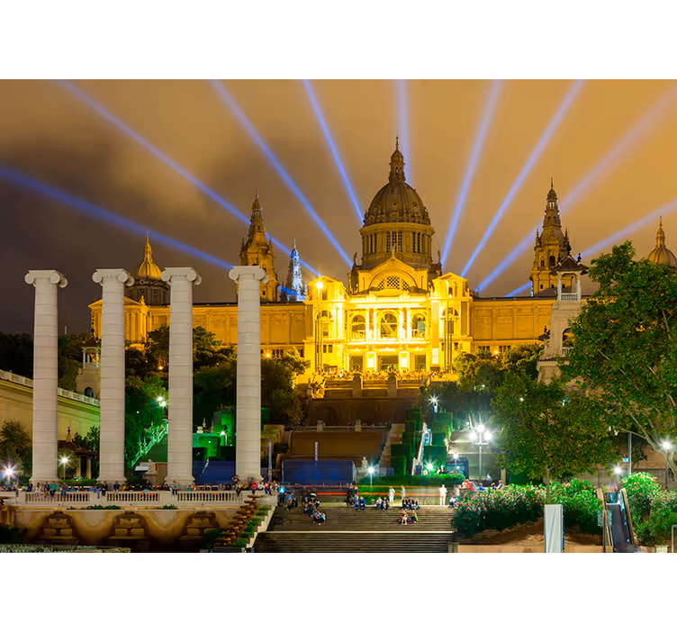 Fotomural de ciudad Barcelona Montjuic de noche - TenVinilo