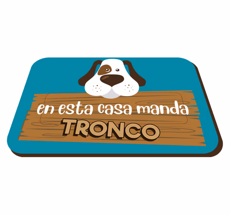 Alfombra vinílica con nombre En esta casa el perro manda - TenVinilo