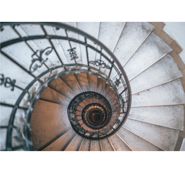 Mural ciudad diseño de escalera de caracol - TenVinilo