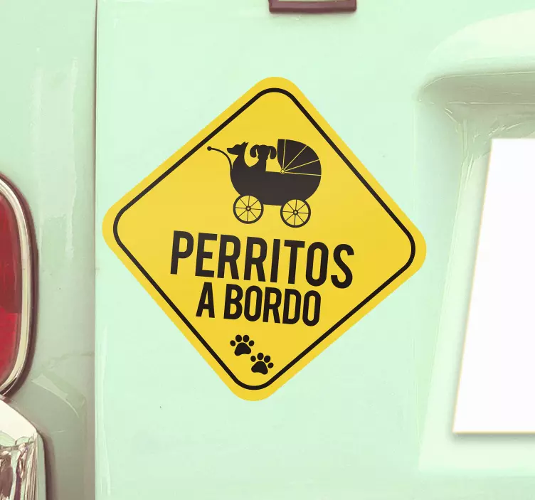 Pegatina perro a bordo en carrito bebé - TenVinilo
