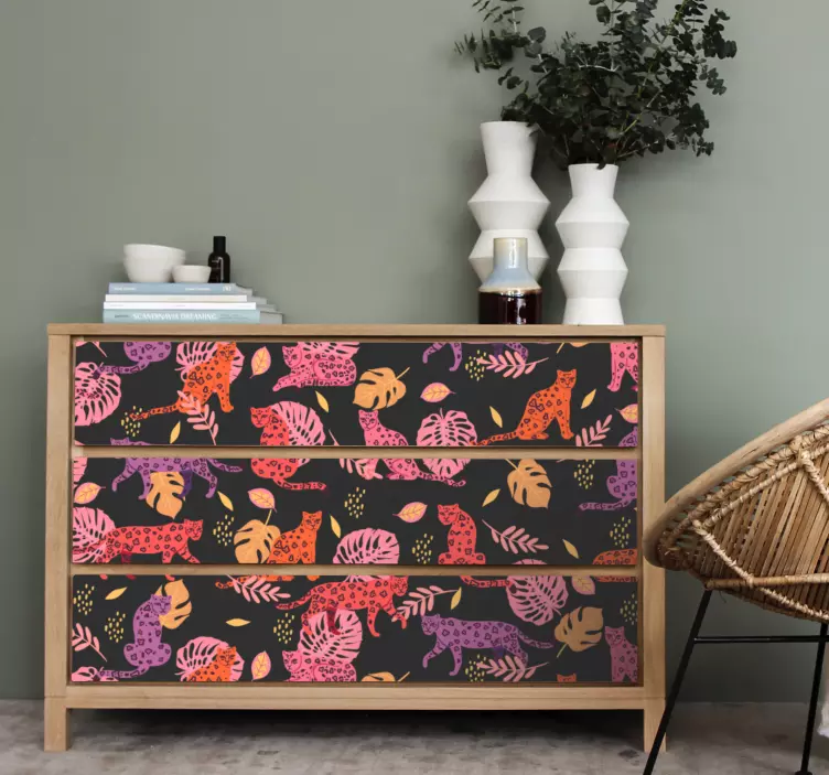 Vinilo para mueble Patrón de leopardo y botánico tropical oscuro - TenVinilo