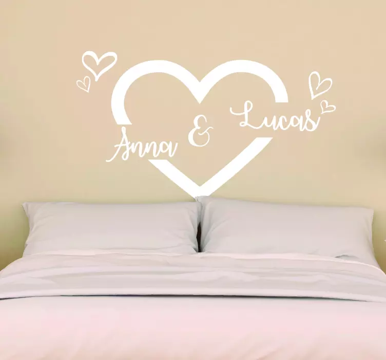Vinilo San Valentín corazón con nombres - TenVinilo