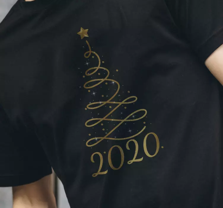 Camiseta navideña Arbol de navidad con año - TenVinilo