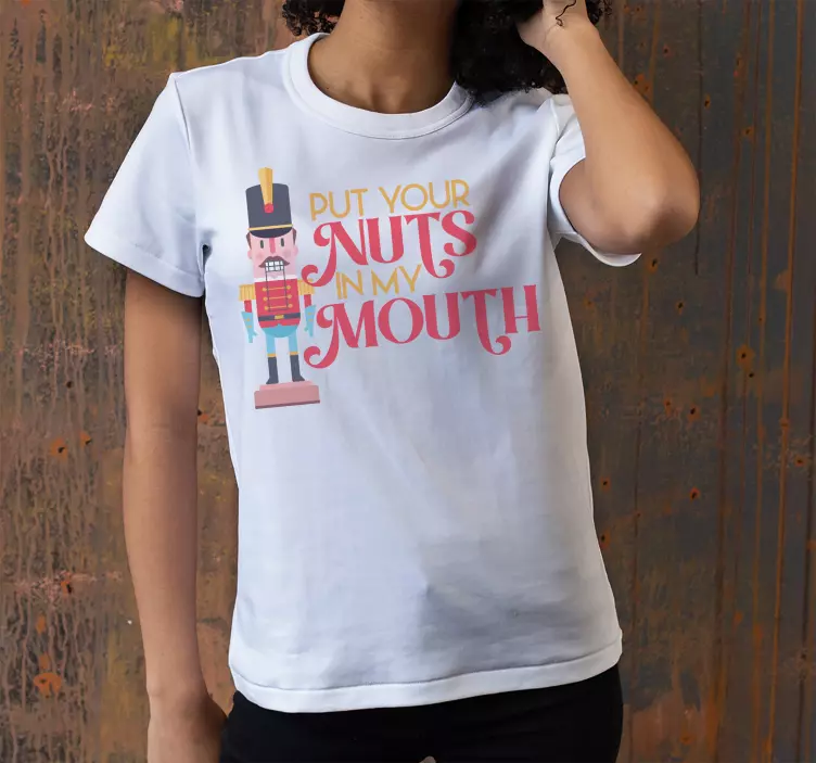Camiseta navideña Pon tus nueces en mi boca - TenVinilo
