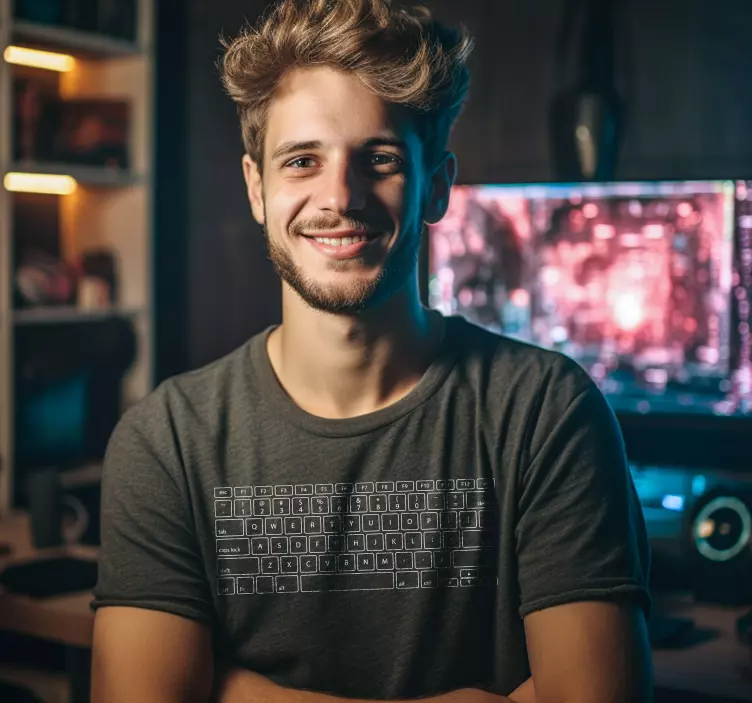 Camiseta teclas de teclado de computadora - TenVinilo