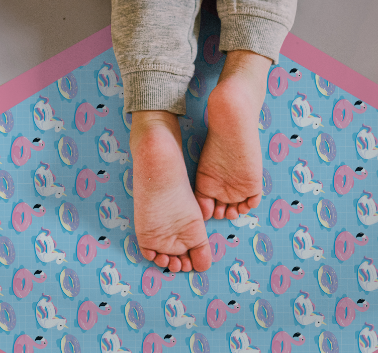 Alfombra vinílica infantil hexágono de unicornio juguetón - TenVinilo